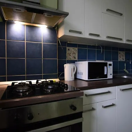 Resedinta Lui Calin - Choice * Bucureşti