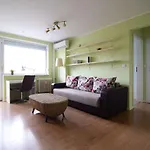 Resedinta Lui Calin - Choice * بوخارست